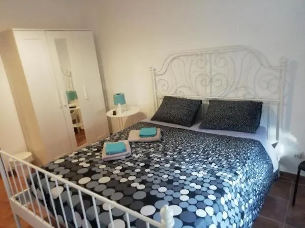 Guest house Mitenerife Hotel La Laguna  Spain